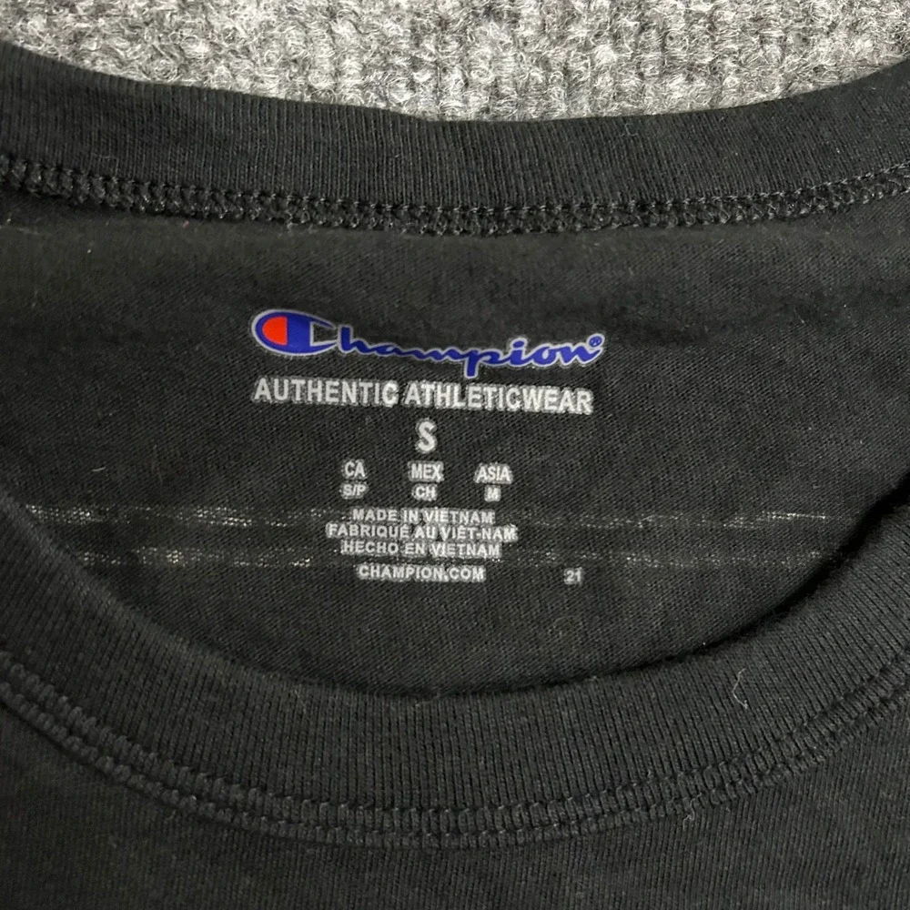 Champion T-Shirt Mens Size S Black Blue White Striped Crewneck Athletic New - Picture 3 of 6
